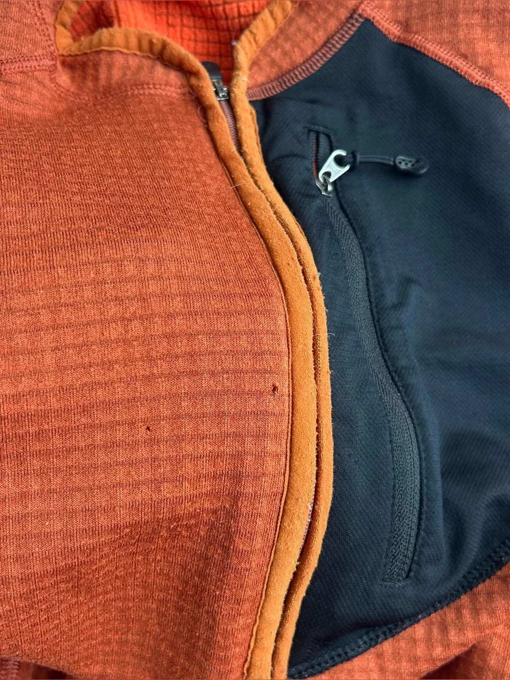 Patagonia Men’s Orange R1 Vest
